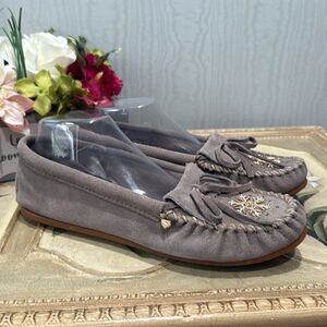 Minnetonka Moko Kobayashi Hand Beaded Snowflake Moccasins Limited Edition New 11